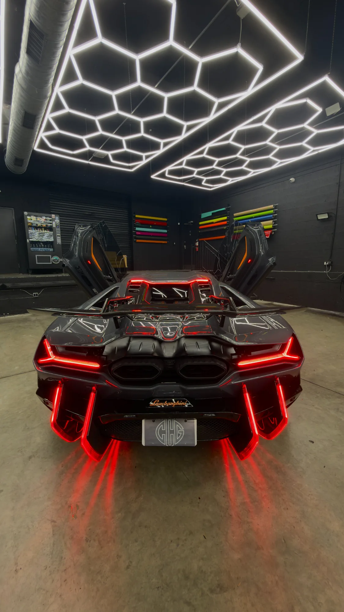 Lamborghini Aventador — Custom Body Kit